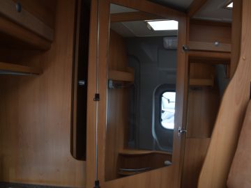 Pössl KW 009 Camperbus